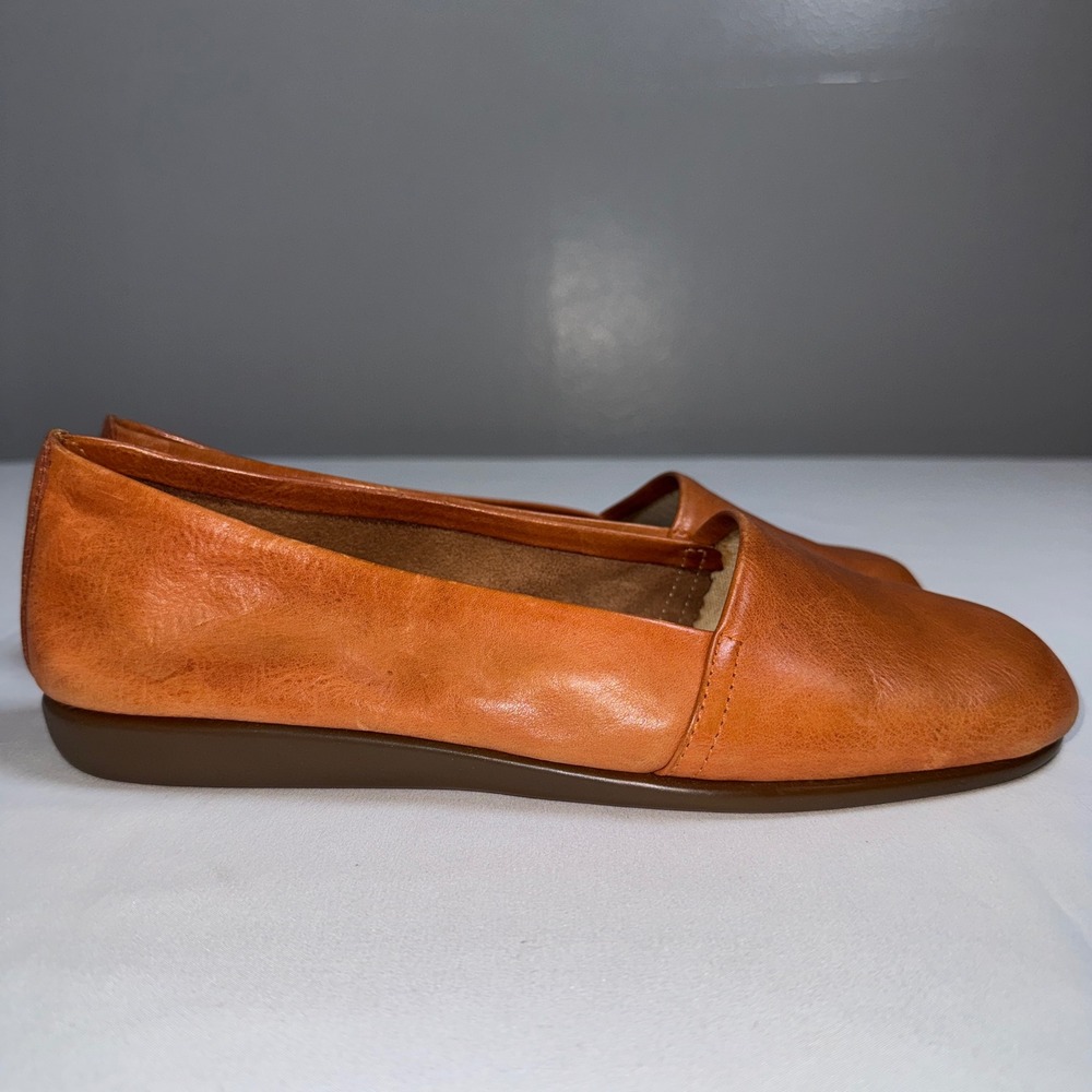 Aerosoles Stitch N Turn Leather Loafers Burnt Orange Flats Womens 9.5